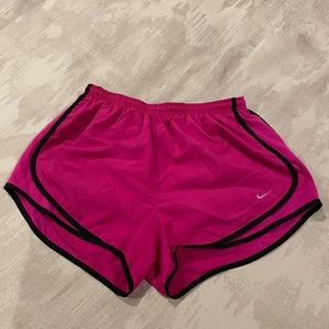 Nike Women’s Dri-FIT Tempo Running Shorts Size Large